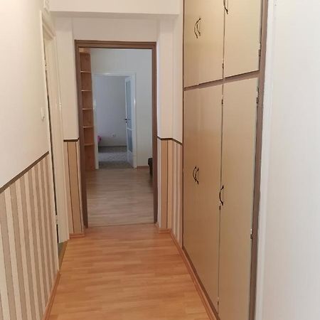 Harsfa Apartman Appartement Kiskunhalas Buitenkant foto